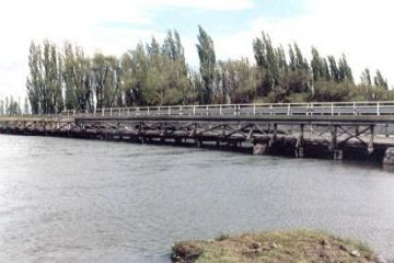 Sarmiento: Suspensión de juicio a prueba para un imputado amenazas agravadas por el uso de arma de fuego, lesiones leves y daño en el camping del Sindicato de Gas y Petróleo de Chubut 
