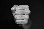 Violencia de género: medidas de coerción por lesiones y desobediencia