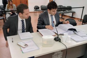 Pedido de elevación a juicio de una causa penal contra Daniel Muñoz y Oscar Andrada por robo de elementos en una vivienda del barrio “9 de agosto”