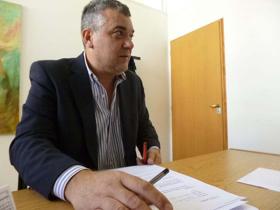 Funcionario CARLOS CAVALLO