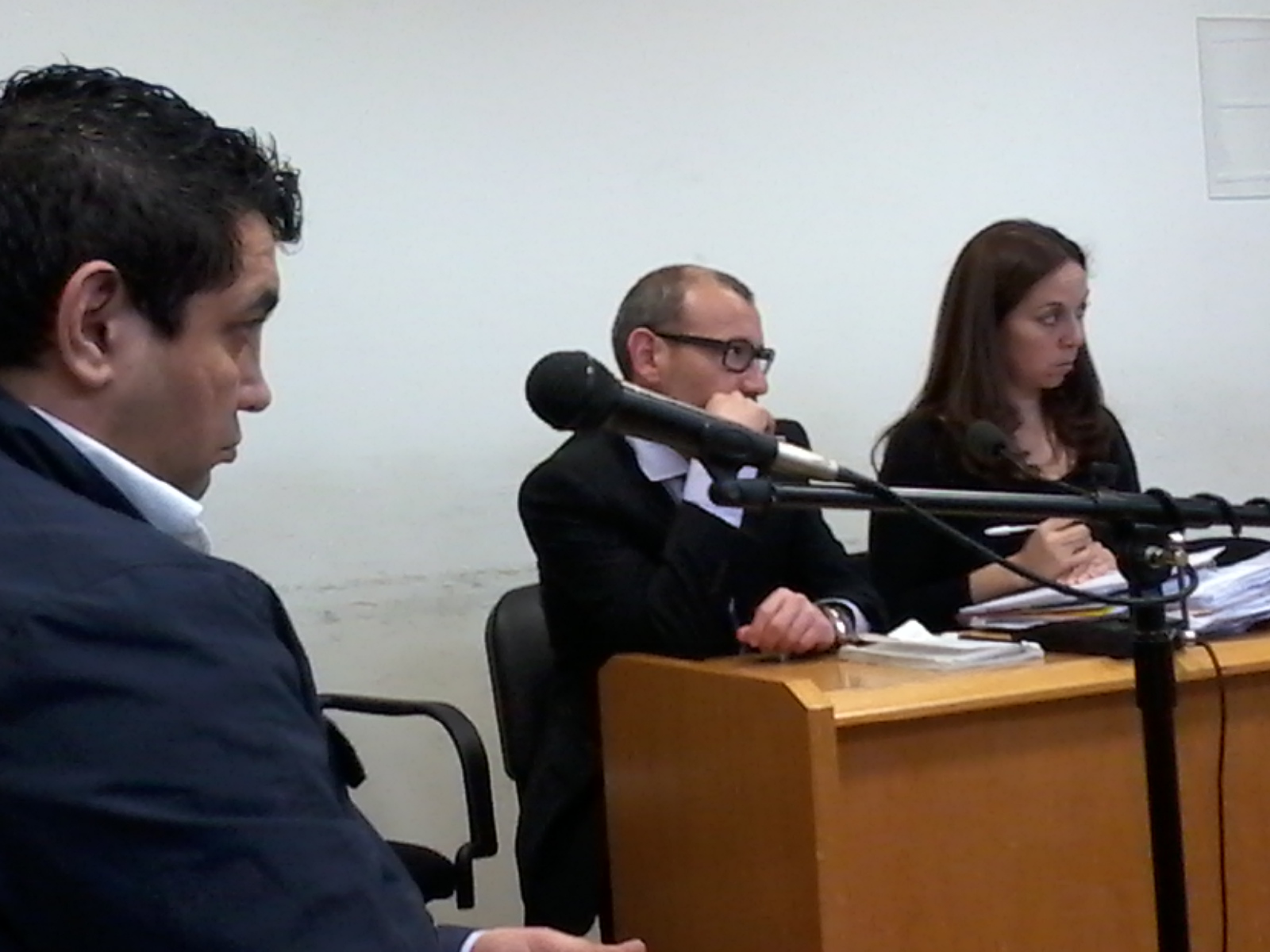 Currulef_fiscal_Cabral_y_funcionaria