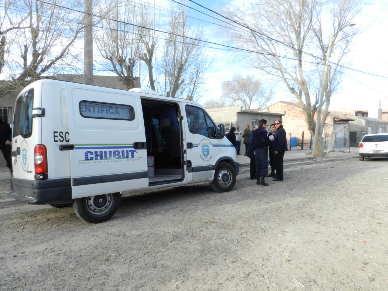 Policia científica en el lugar