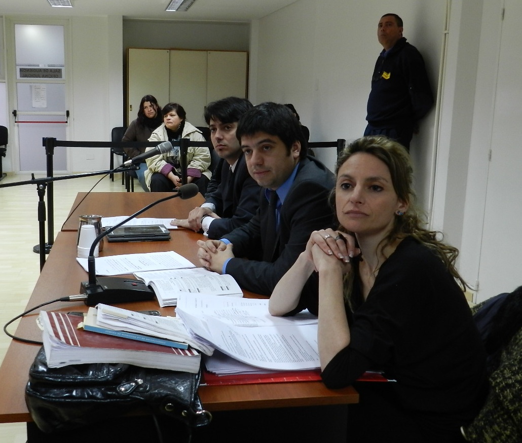 Fiscales, querellante y familiares de la victima