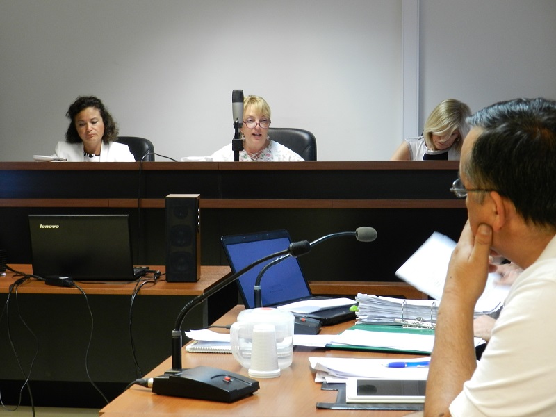 Tribunal1