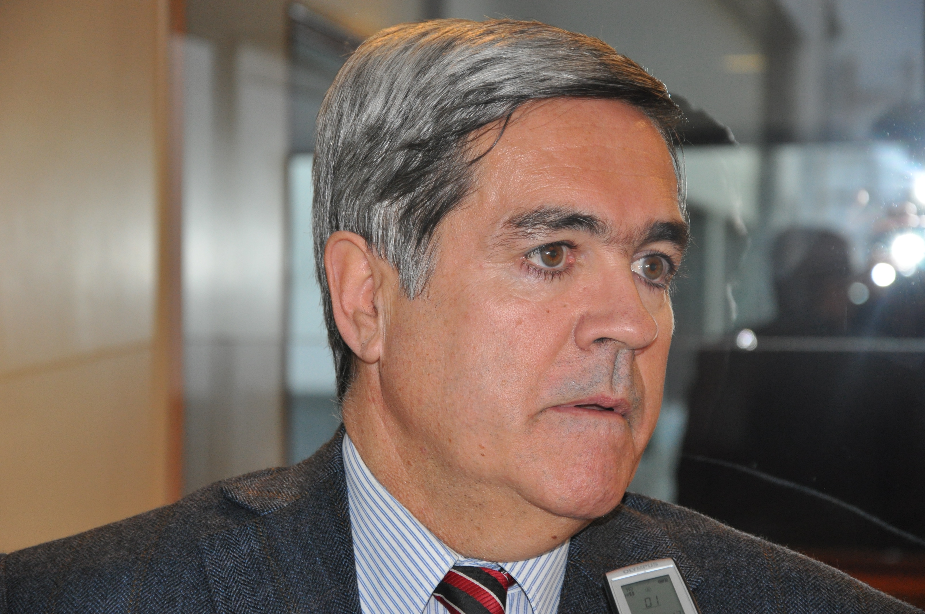 Dr._Jorge_L_Miquelarena