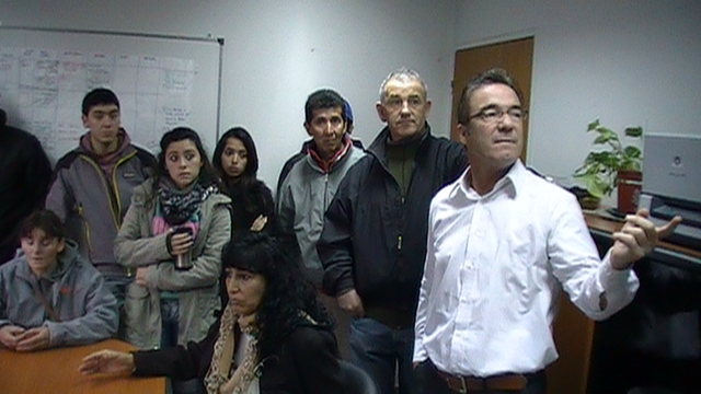 El fiscal jefe Maza, junto a fiscal Pereira y responsables de investigaciones recibieron las inquietudes