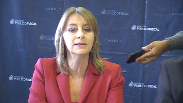 La doctora Gils Carbó agradece y marca la importancia del acto