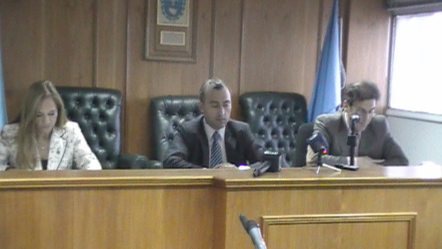 El tribunal de enjuiciamiento dando a conocer el fallo