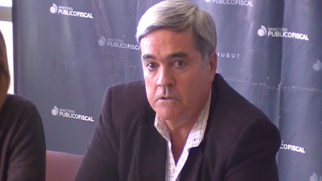 El Procurador General durante el encuentro con la prensa