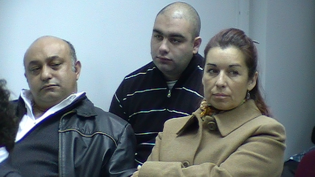 Los tres acusados de estafa