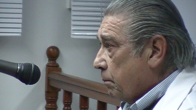 El doctor Octavio Gómez deponiendo en el juicio