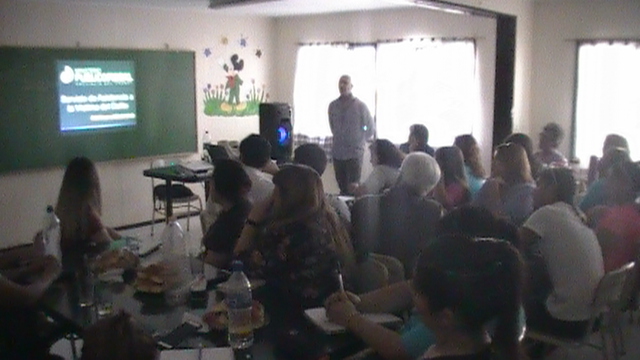 El taller estuvo a cargo de Patricia de La Torre y Hugo Geoffroy