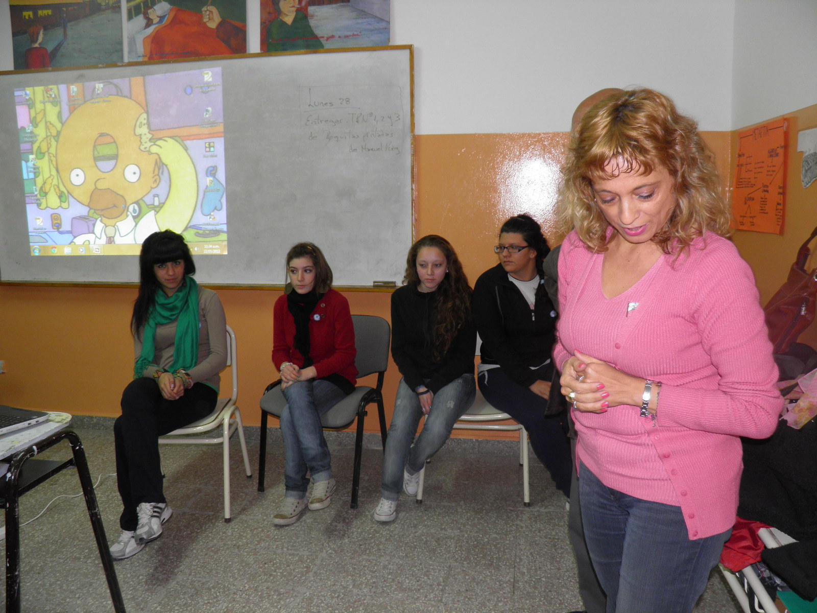 Momentos de la charla en Gaiman