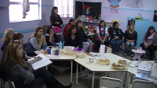 Personal del jardín 471 asistió al taller del savd