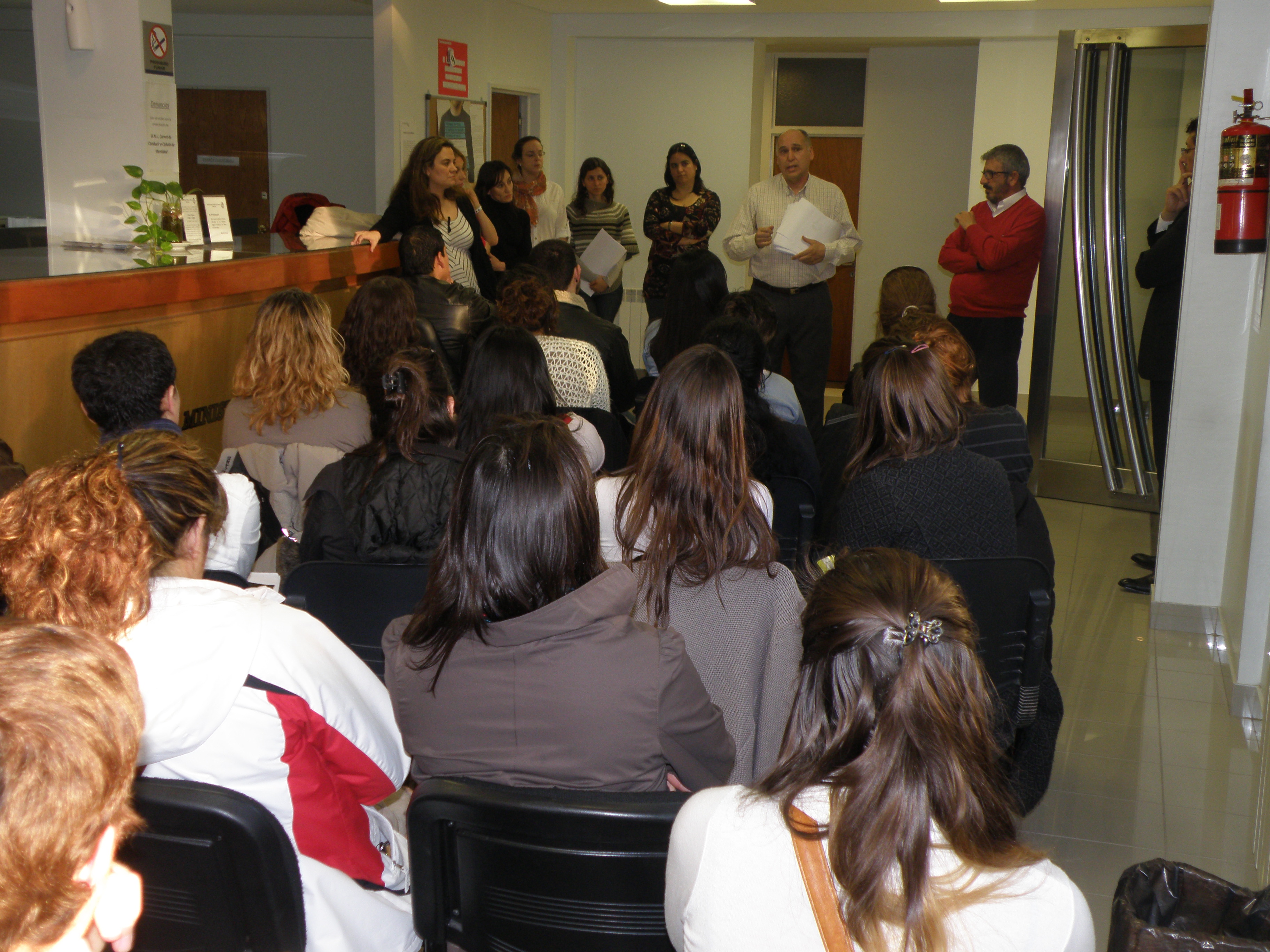 Visita de estudiantes universitarios a la Fiscalía