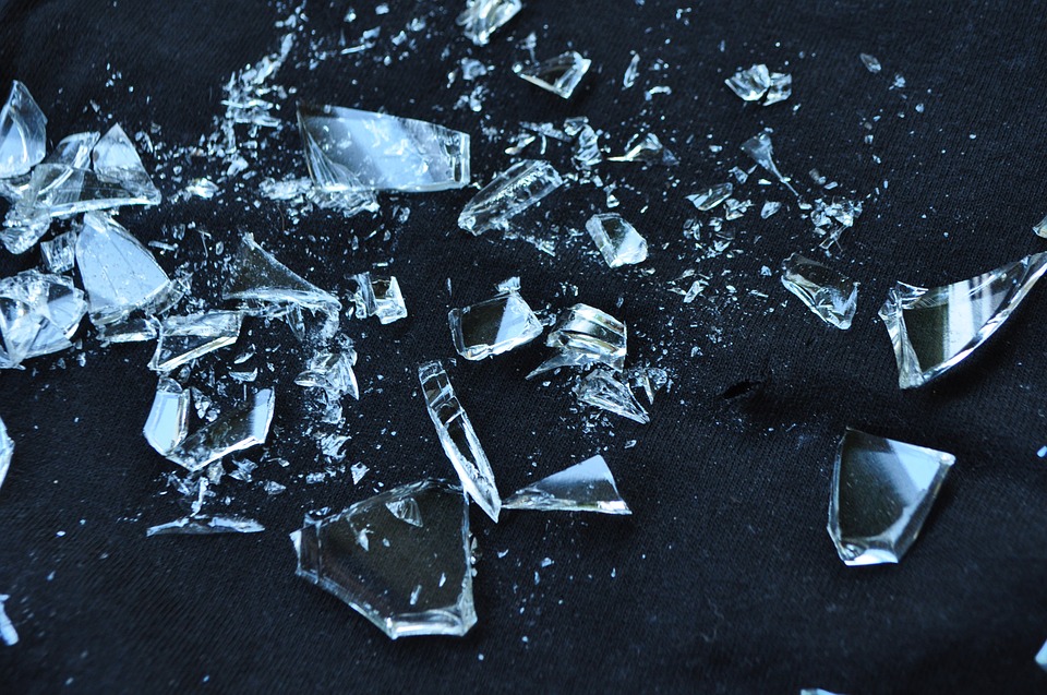 glass-1818065_960_720